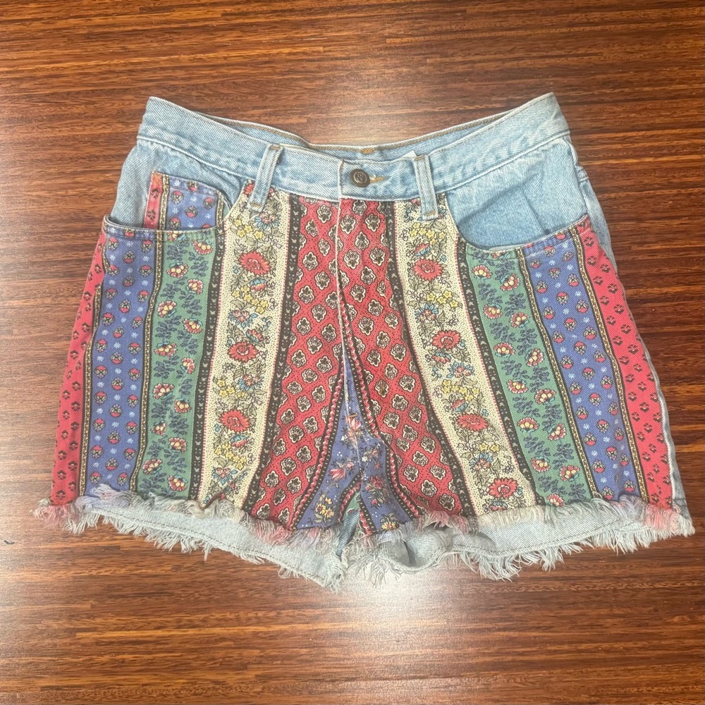 Boho Patchwork Floral Denim Shorts - Multicolor